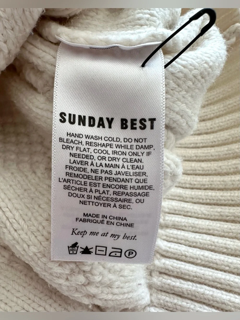 Aritzia Sunday Best Whisper White Lamora Cardigan Cable Knit Oversized Size XS - Picture 12 of 15